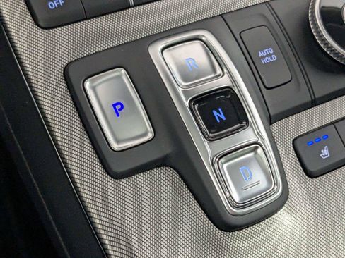 Used 2022 Hyundai Palisade Limited FWD image 25