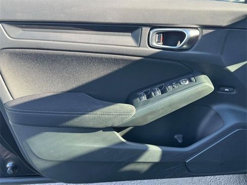 Used 2023 Honda Civic LX image 15