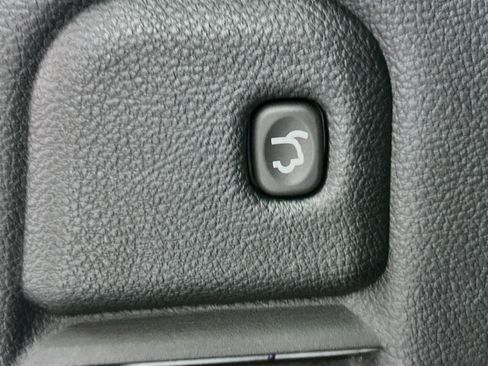 Used 2025 Dodge Durango GT RWD image 29