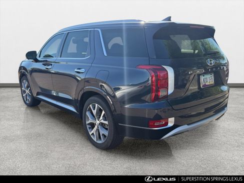 Used 2021 Hyundai Palisade Limited FWD image 4