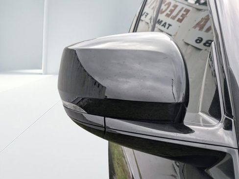 New 2025 Jeep Grand Cherokee L Limited w/ Black Appearance Package image 10