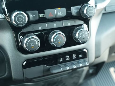 New 2026 RAM 1500 Big Horn AWD/4WD image 33