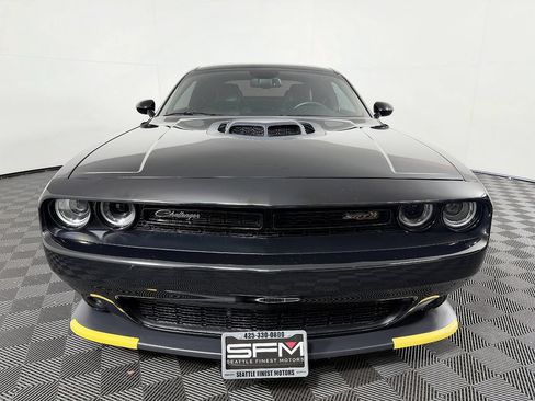 Used 2016 Dodge Challenger R/T Scat Pack RWD image 4