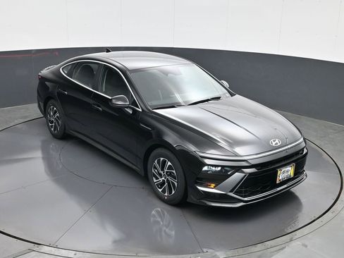 New 2026 Hyundai Sonata Blue FWD image 15