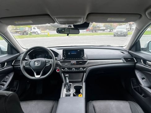 Used 2019 Honda Accord LX image 16