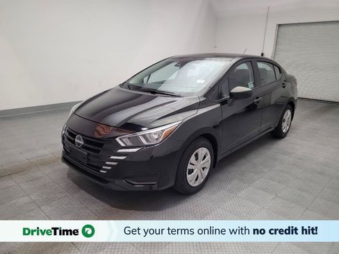 Used 2024 Nissan Versa S w/ Trunk Package FWD image 1