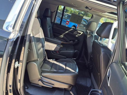 Used 2020 GMC Yukon XL Denali w/ Denali Ultimate Package image 15