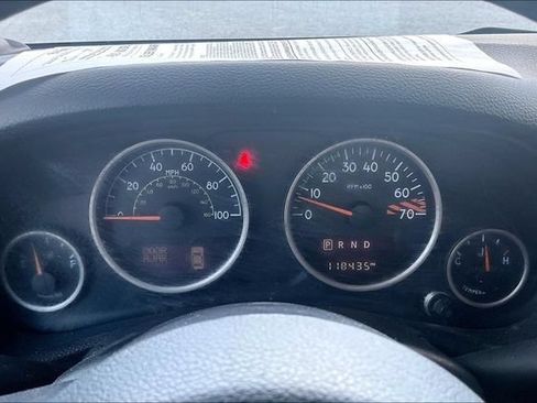 Used 2017 Jeep Wrangler Unlimited Sahara AWD/4WD image 18