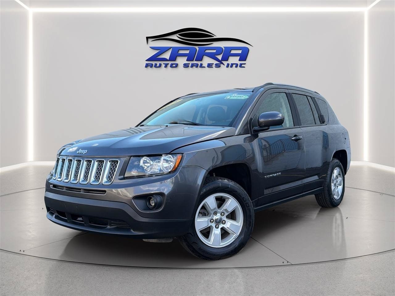 Used 2016 Jeep Compass Latitude FWD image 1
