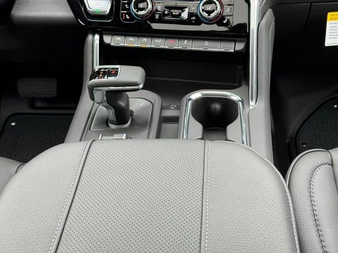 New 2025 GMC Sierra 1500 Denali w/ Denali Reserve Package image 9