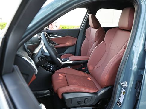 New 2026 BMW X1 xDrive28i w/ Technology Package AWD/4WD image 18