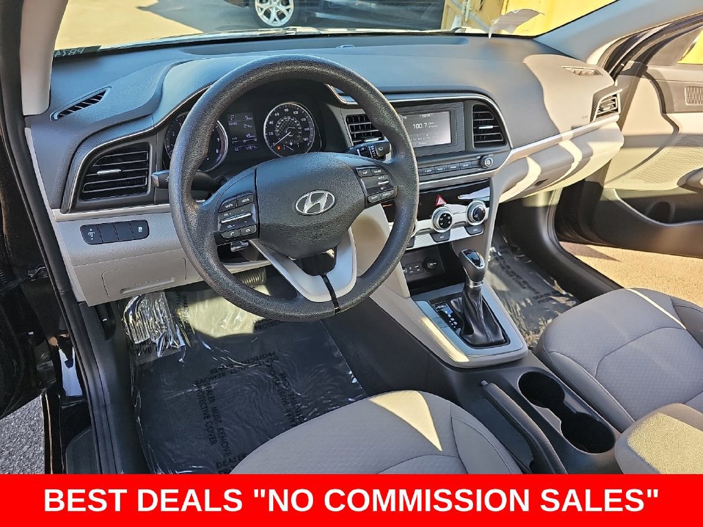 Used 2019 Hyundai Elantra SE FWD image 15