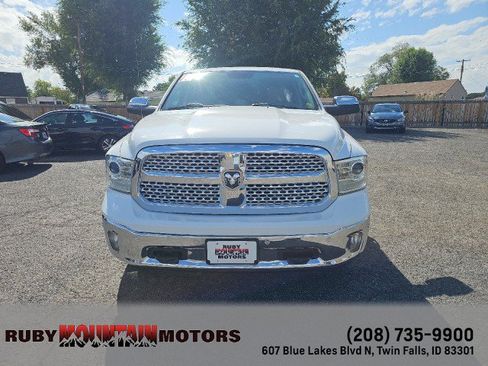 Used 2015 RAM 1500 Laramie w/ Convenience Group AWD/4WD image 2