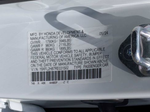 Used 2024 Honda Civic Sport image 35