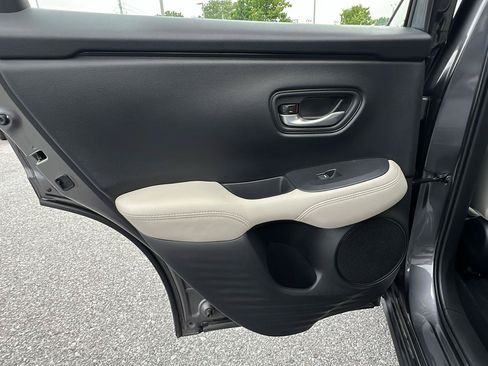 Used 2024 Honda HR-V LX image 17