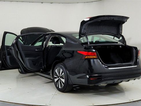 Used 2022 Nissan Altima 2.5 SV image 11