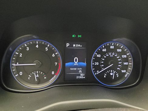 Used 2023 Hyundai Kona SE AWD/4WD image 23