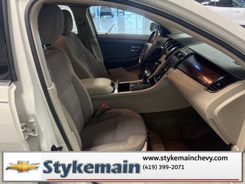 Used 2012 Ford Taurus SEL image 27