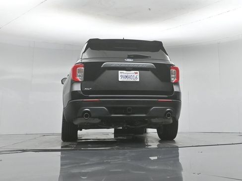 Used 2023 Ford Explorer XLT w/ Equipment Group 202A RWD image 49