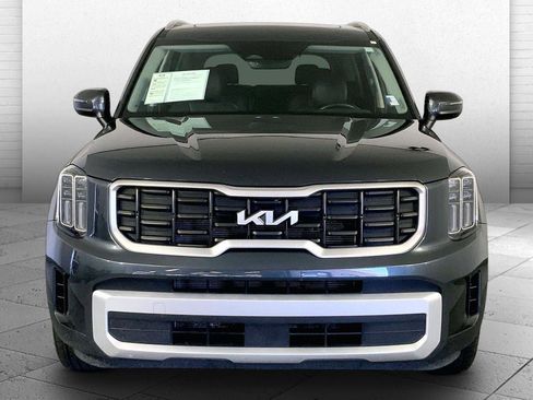 Certified 2024 Kia Telluride S w/ S Sunroof Package AWD/4WD image 2