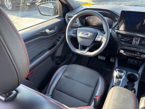 Used 2023 Ford Escape ST-Line w/ Tech Pack #1 image 13