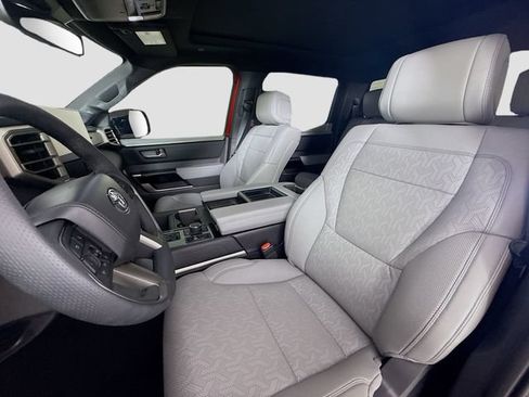 Certified 2025 Toyota Tundra Limited AWD/4WD image 22