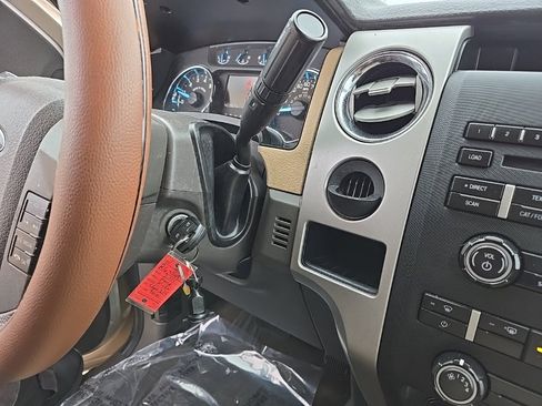 Used 2011 Ford F150 XLT w/ XLT Convenience Pkg image 31