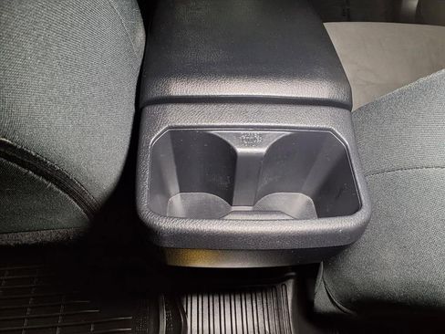 Used 2020 Toyota Tacoma TRD Off-Road w/ Technology Package image 15