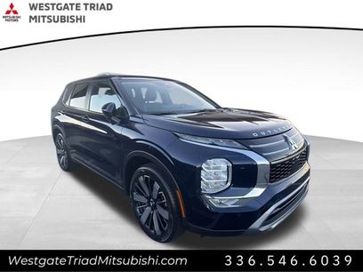 New 2025 Mitsubishi Outlander SE