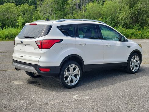 Used 2019 Ford Escape Titanium AWD/4WD image 5
