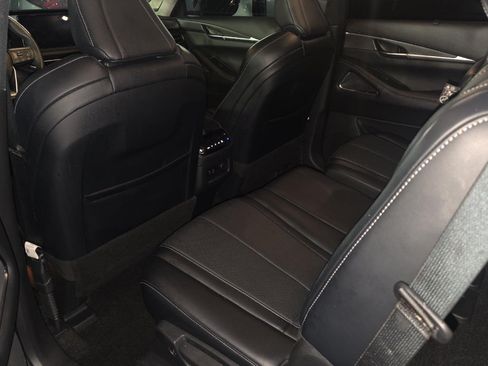 Certified 2024 INFINITI QX60 Luxe w/ Performance Audio Package FWD image 11
