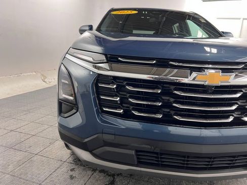 Used 2025 Chevrolet Equinox LT image 10