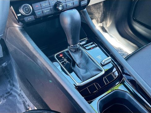 Certified 2025 Jeep Compass Limited w/ Elite Group image 17