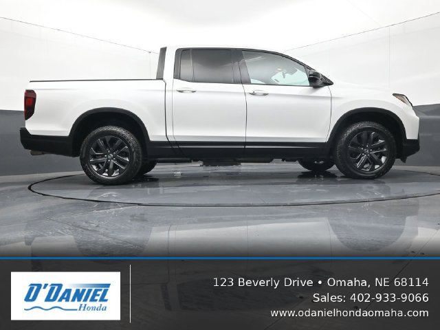 Used 2023 Honda Ridgeline Sport image 13