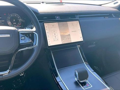 New 2026 Land Rover Range Rover Velar Dynamic SE image 6