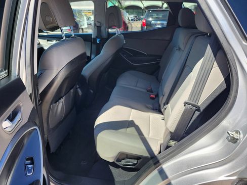 Used 2018 Hyundai Santa Fe Sport FWD image 15