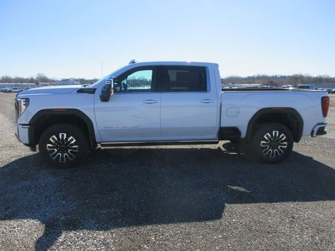 New 2026 GMC Sierra 2500 Denali Ultimate w/ Max Trailering Package AWD/4WD image 9