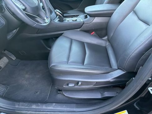 Used 2024 Cadillac XT6 Luxury image 27