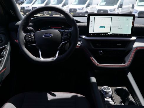 New 2026 Ford Explorer ST-Line w/ ST-Line Street Pack AWD/4WD image 9