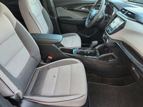 Used 2021 Chevrolet TrailBlazer LT w/ Convenience Package image 20
