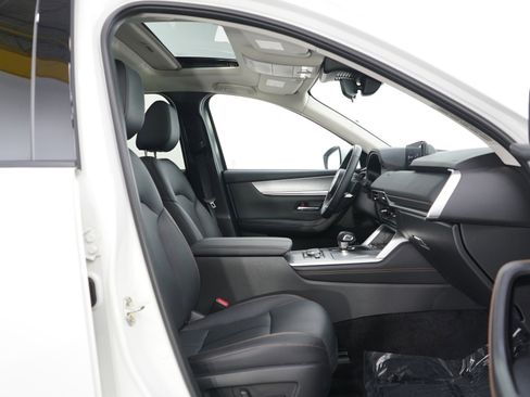 Certified 2024 MAZDA CX-90 Plug-In Hybrid w/ Preferred image 11