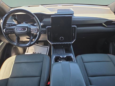 Used 2025 GMC Acadia AT4 w/ Super Cruise Package AWD/4WD image 9