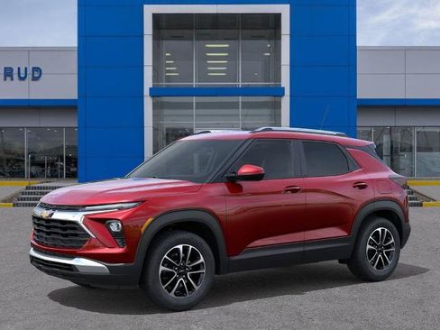 New 2026 Chevrolet TrailBlazer LT w/ Convenience Package AWD/4WD image 2