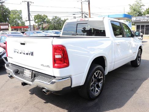 Used 2025 RAM 1500 Laramie AWD/4WD image 5