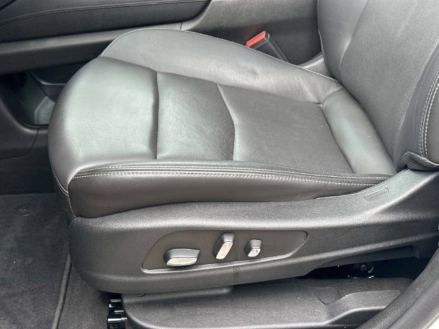 Used 2023 Cadillac XT6 Sport w/ LPO, Floor Liner Package AWD/4WD image 20