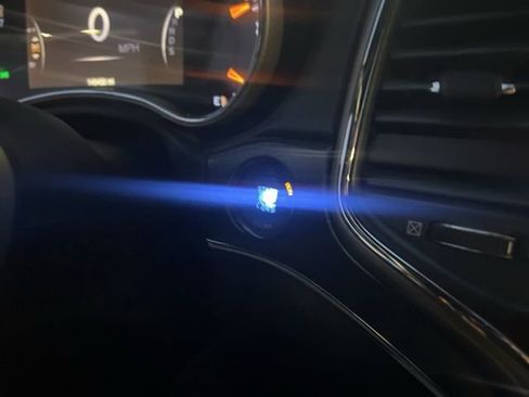 Used 2014 Jeep Grand Cherokee Limited image 13