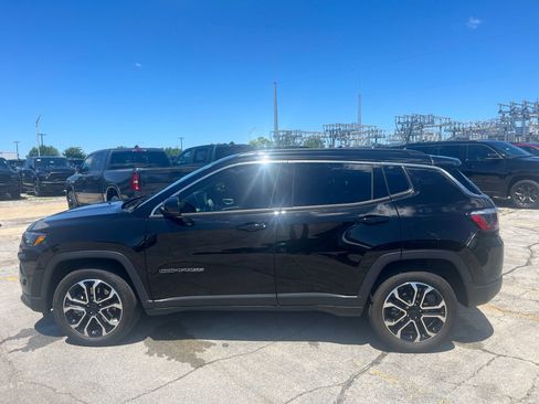Used 2023 Jeep Compass Limited AWD/4WD image 11