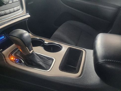 Used 2016 Jeep Grand Cherokee Laredo w/ Quick Order Package 23E RWD image 26