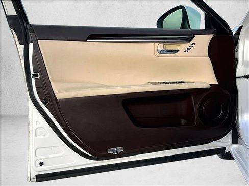 Used 2018 Lexus ES 350 w/ Premier Package FWD image 18