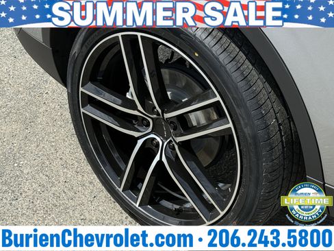 Used 2024 Lincoln Nautilus Premier w/ Equipment Group 102A AWD/4WD image 27
